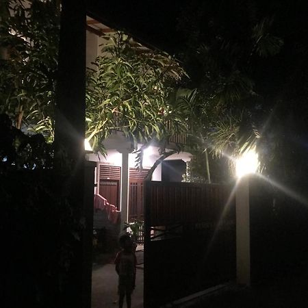 Flip Flop Inn มิริสซา ภายนอก รูปภาพ