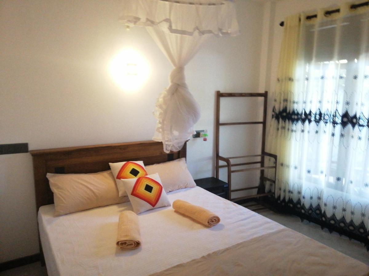 Flip Flop Inn มิริสซา ภายนอก รูปภาพ